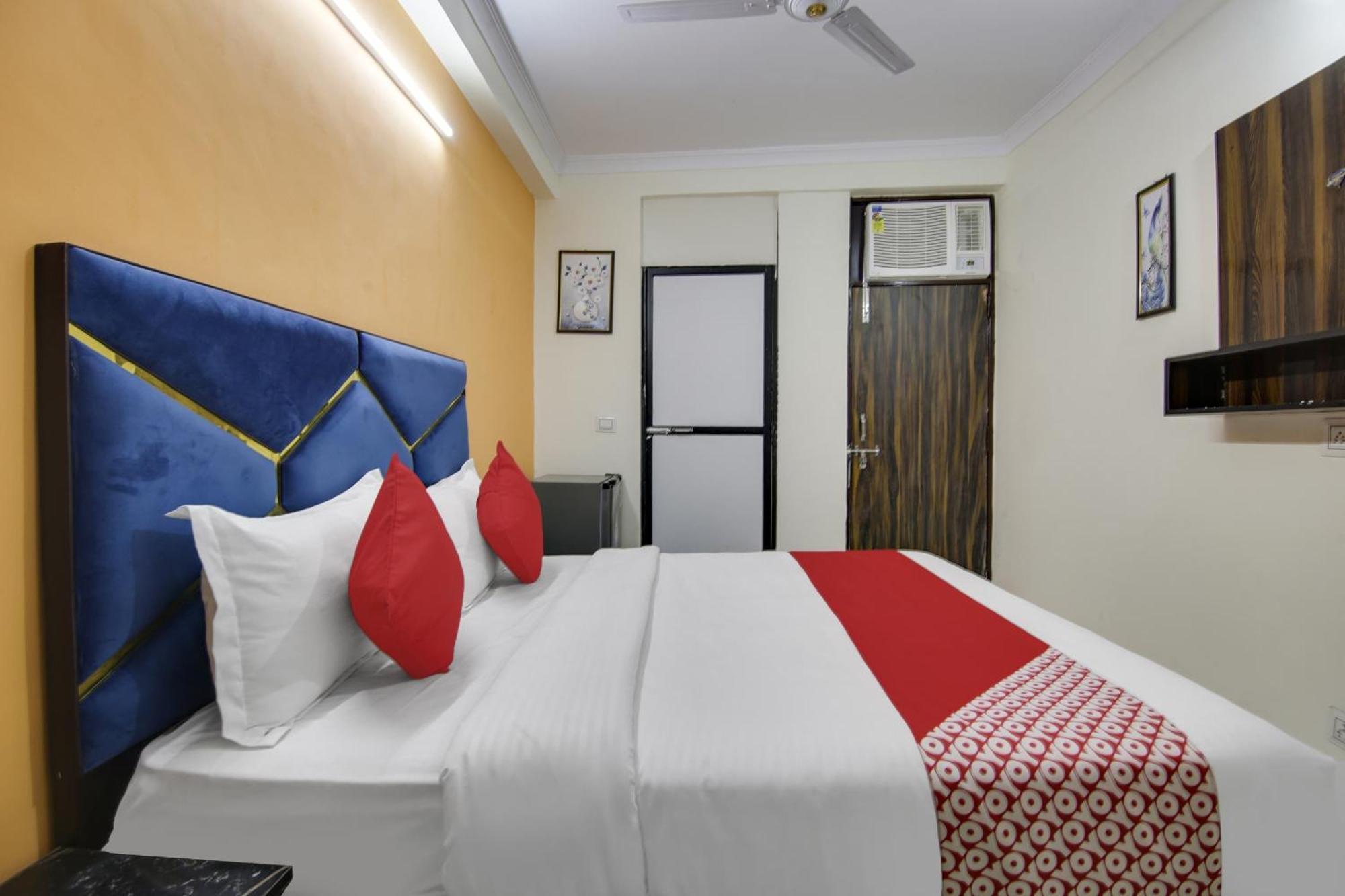 Hotel O Happy New Delhi